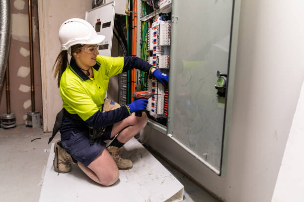 Best 24-Hour Electrician  in Groveland, FL